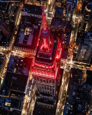 Image post by @empirestatebldg on Instagram
