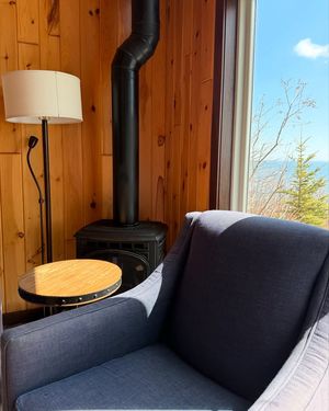 Image post by @breezypointcabins on Facebook