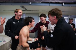 Image post by @aggieswimdive on Instagram