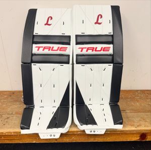 Image post by @goaliegearnerd on Instagram
