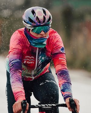 Image post by @wmncycling on Instagram