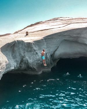 Image post by @your.travel.box on Instagram