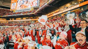 Image post by @HundredIU on Twitter