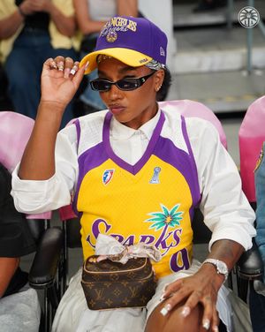 Image post by @la_sparks on Instagram