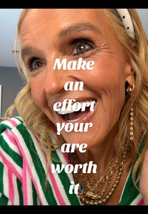 Video post by @shop.with.caroline on TikTok