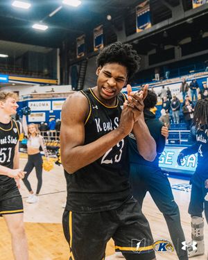 Image post by @kentstmbb on Instagram