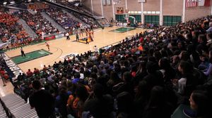 Image post by @UTRGVwbb on Facebook
