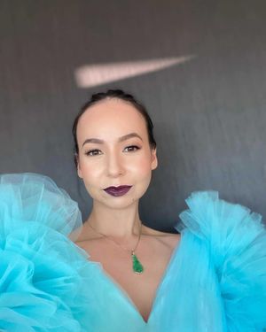 Image post by @joylashstylist on Instagram