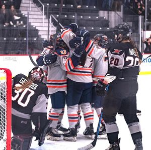 Image post by @uticawomenshockey on Instagram