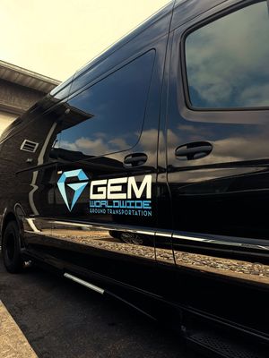 Image post by @gemlimo on Instagram
