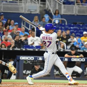 Image post by @losmets on Instagram