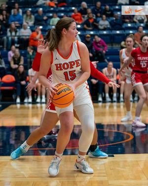 Image post by @hopecollegewbb on Facebook
