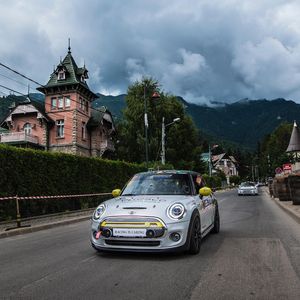 Image post by @dominic_marcu on Instagram