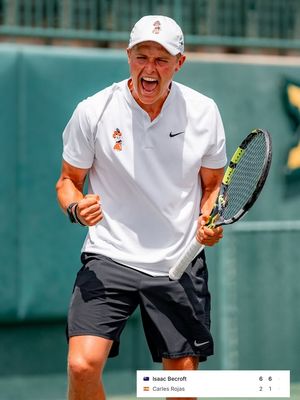 Image post by @cowboytennis on Facebook