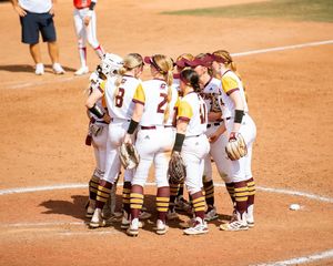 Image post by @cmichsoftball on Instagram