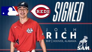 Image post by @SamfordBaseball on Twitter