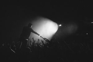 Image post by @therealjeremymckinnon on Instagram