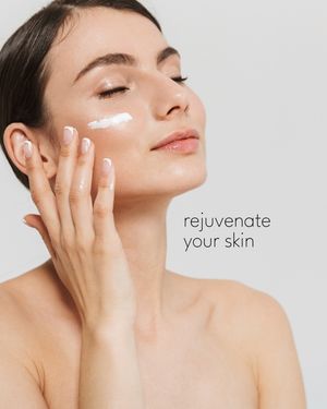 Image post by @carolinewatsonbeauty on Instagram