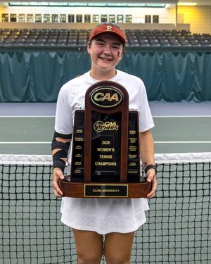 Image post by @elonwtennis on Instagram