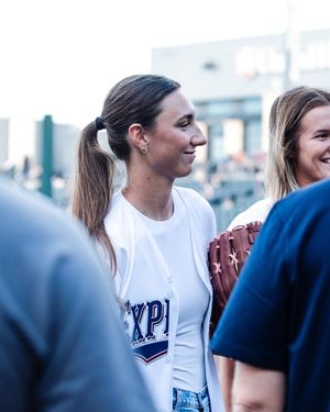 Image post by @rrexpress on Instagram