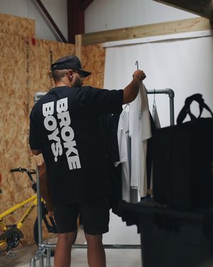 Image post by @brokeboys on Instagram