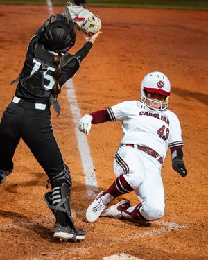 Image post by @gamecocksoftball on Instagram