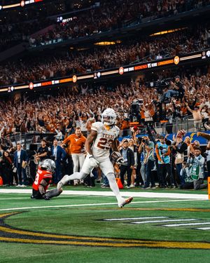 Image post by @texaslonghorns on Instagram