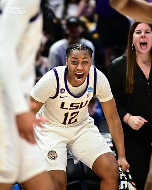 Image post by @MarchMadnessWBB on Twitter