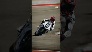 Video post by @motoamerica on YouTube
