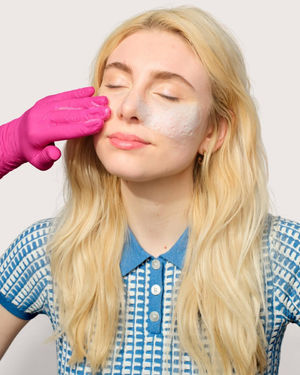 Image post by @benefitspain on Instagram