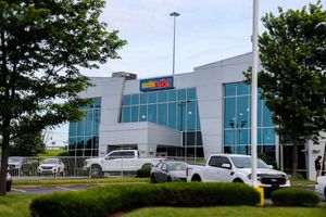 Image post by @PaulMillerAutoOutlet on Facebook