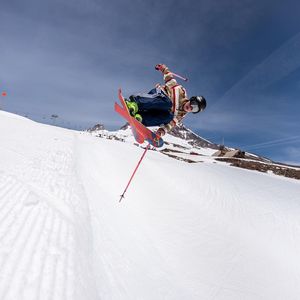 Image post by @j_skis on Instagram