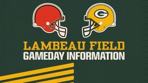 Image post by @LambeauField on Twitter