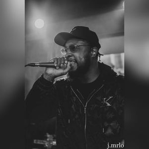 Image post by @mrlo__ on Instagram