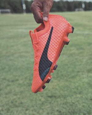 Image post by @soccerdotcom on Instagram