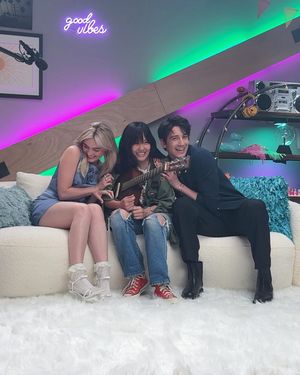 Image post by @zooeyinthecity on Instagram