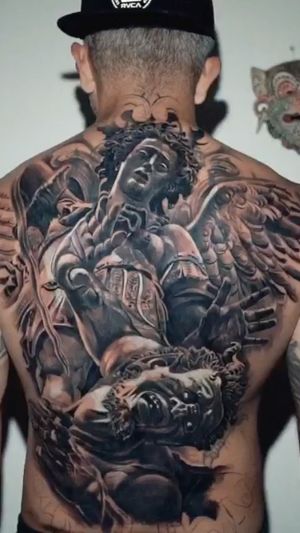 Video post by @skindesigntattoos on Instagram