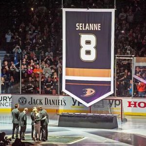 Image post by @insidetherinkcom on Instagram