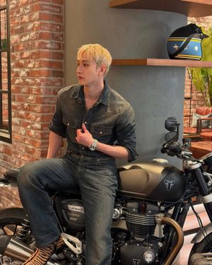Image post by @ellemenhk on Instagram