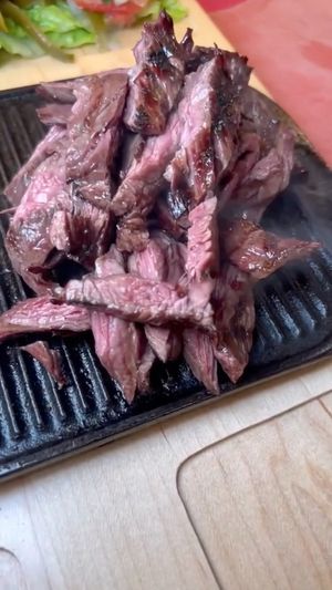 Video post by @lipsmackingfoodie on Instagram
