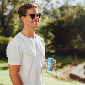 Image post by @longdrink on Instagram