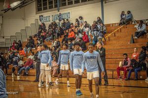 Image post by @sn33kclips on Instagram