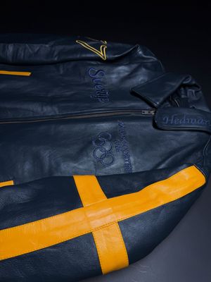 Image post by @jeaniusjackets on Instagram