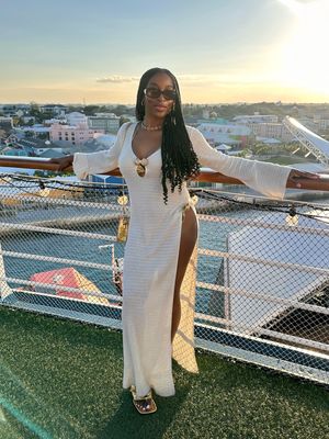 Image post by @tyasiarenaee on Instagram