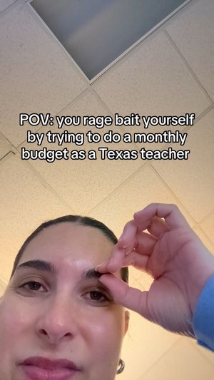 Video post by @hollylatiolais on TikTok