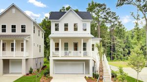 Image post by @chstoday on Instagram