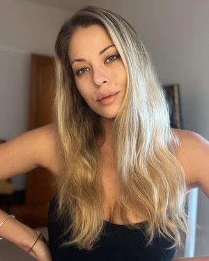 Image post by @roxananemes on Instagram