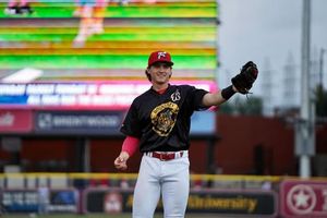 Image post by @fightins on Instagram