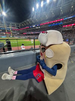 Image post by @clehotdogs on Instagram
