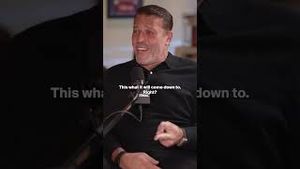 Video post by @tonyrobbinslive on YouTube